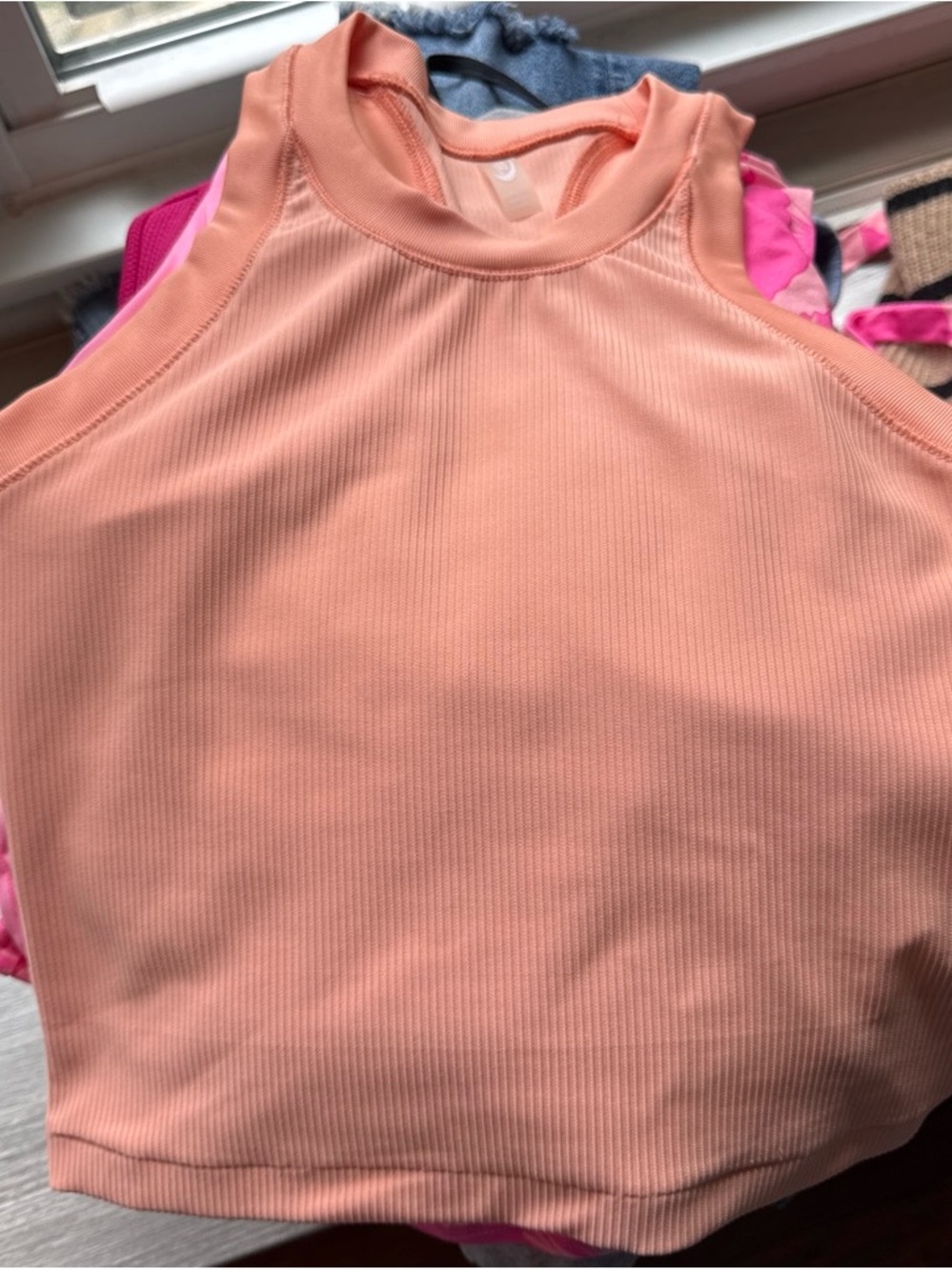 MTA Sport Ribbed Crop Shell in Peach